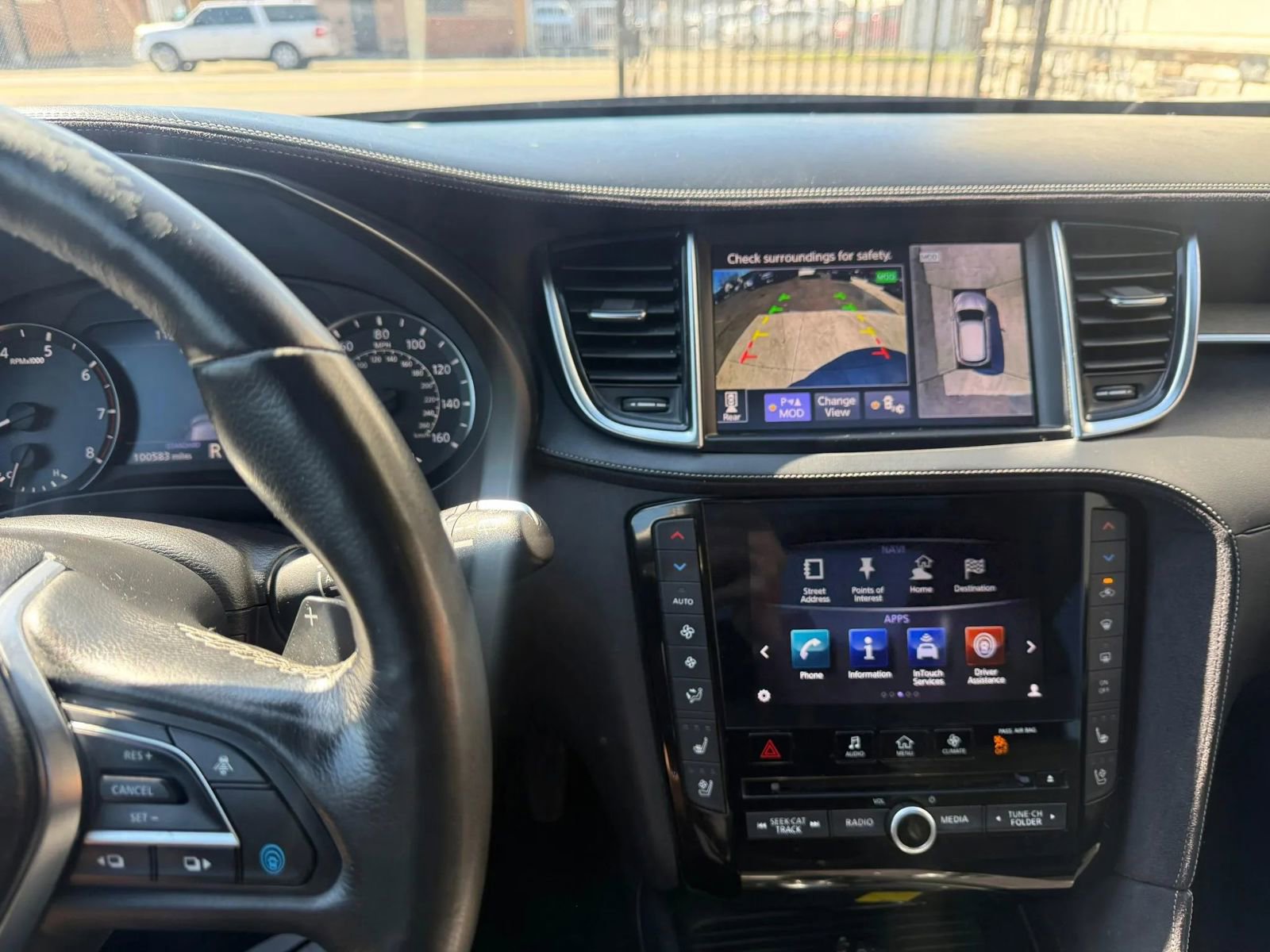 Used 2019 INFINITI QX50 Essential w/ Sensory Package image 11