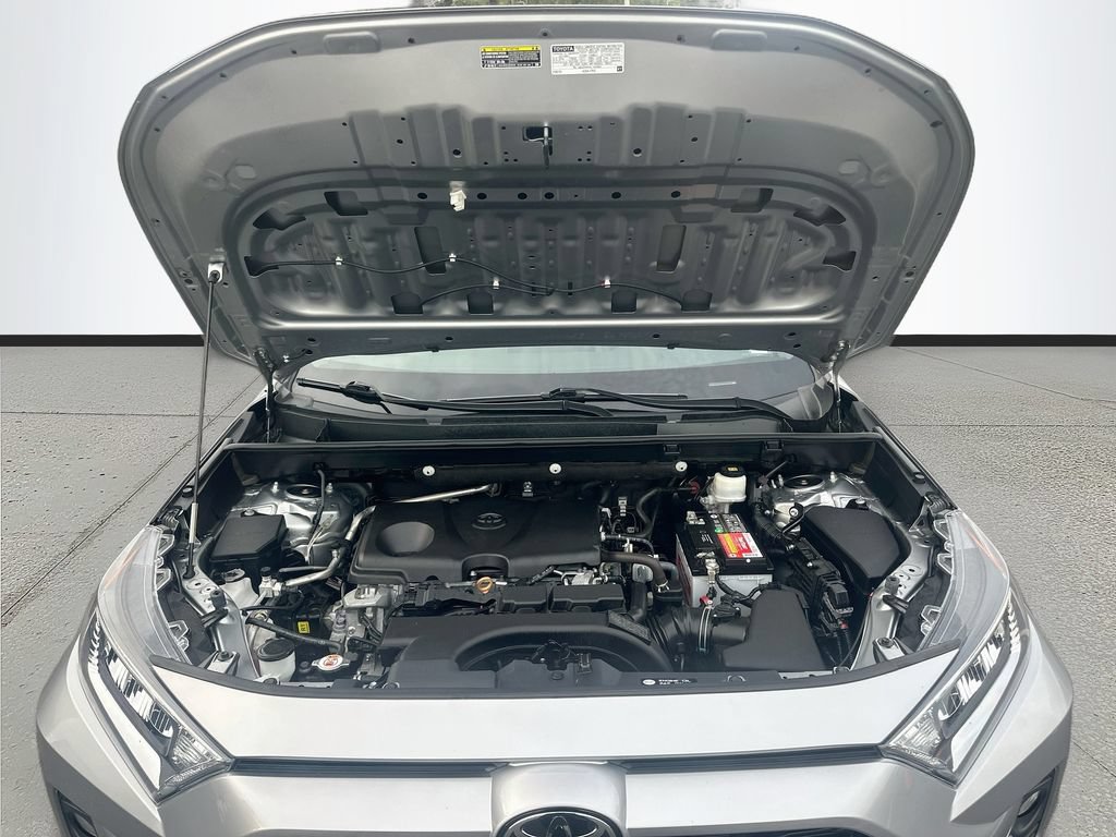 Used 2019 Toyota RAV4 XLE Premium FWD image 29