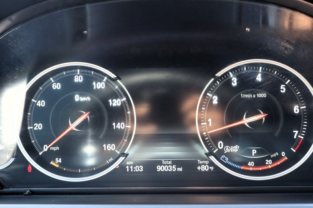Used 2014 BMW 750Li xDrive AWD/4WD image 23