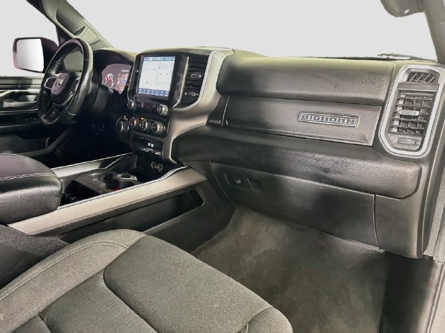 Used 2022 RAM 1500 2WD Quad Cab image 29