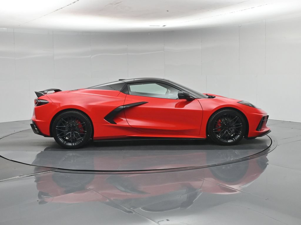 Used 2021 Chevrolet Corvette Stingray Premium Conv w/ Z51 Performance Package RWD image 34