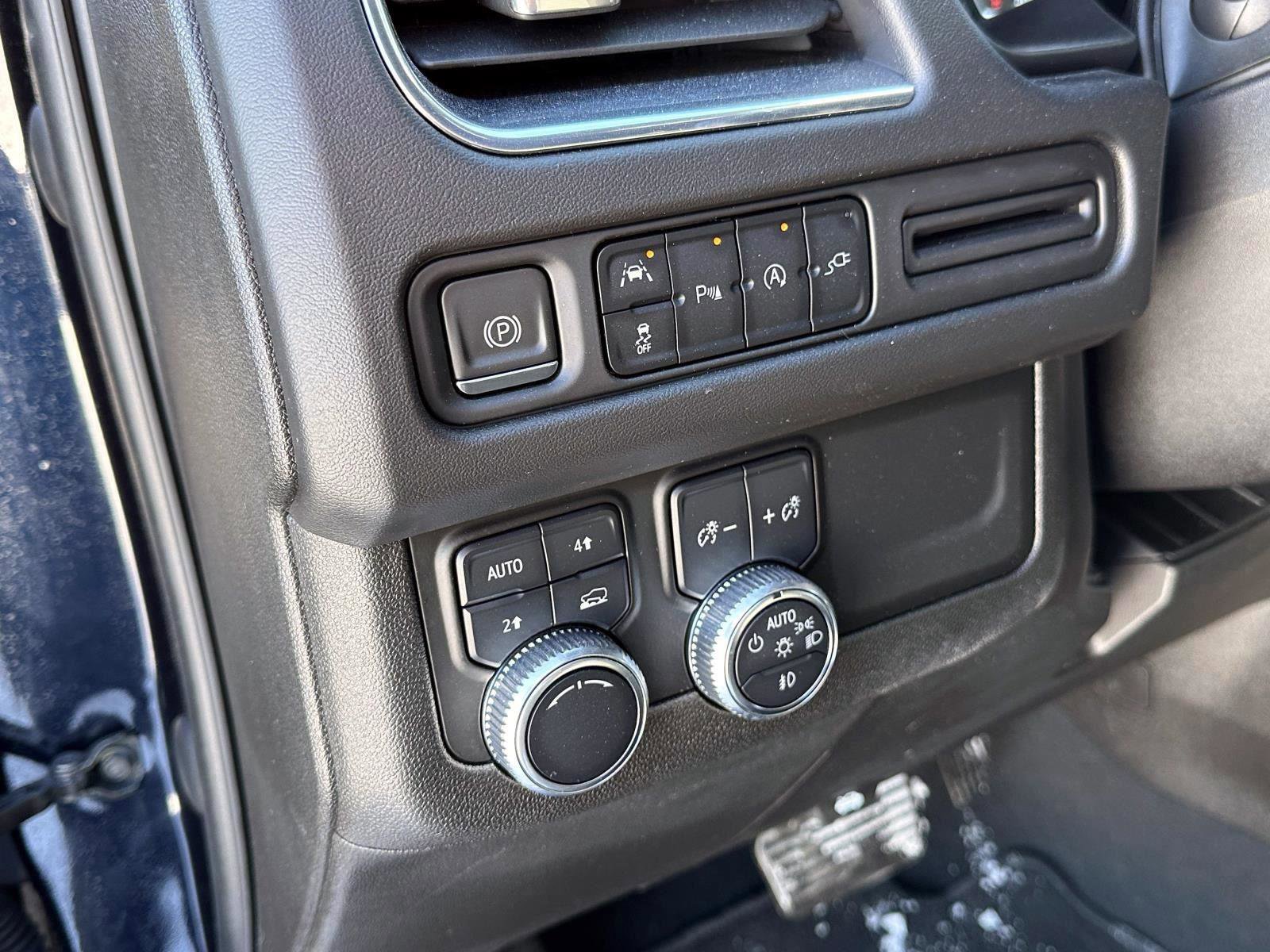 Used 2021 GMC Yukon SLE w/ Gmc Pro Safety Plus Package image 17