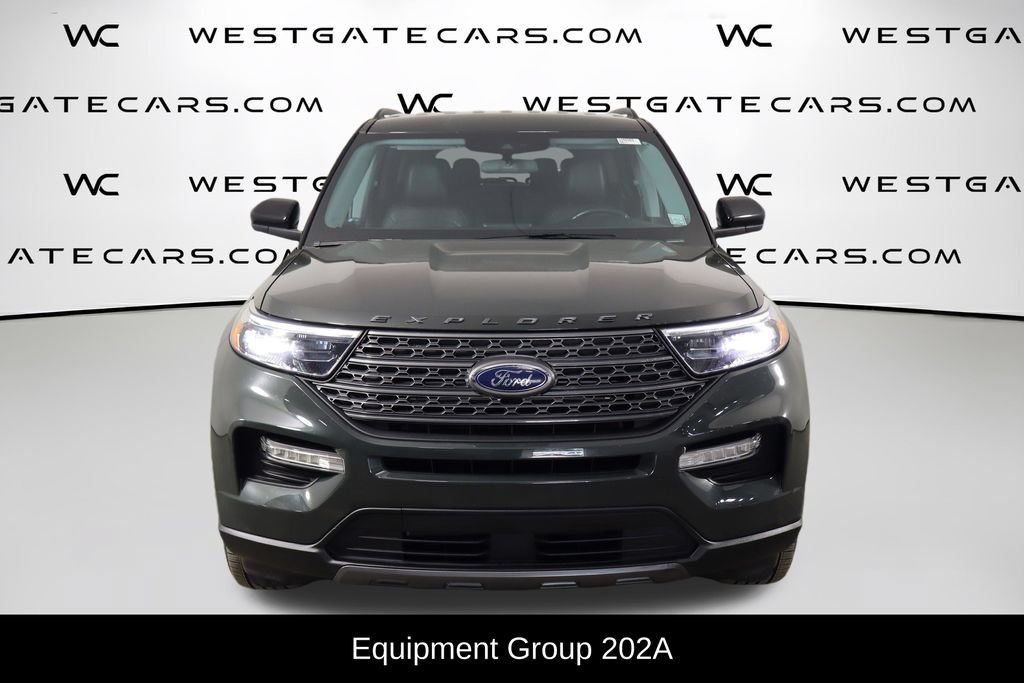 Used 2022 Ford Explorer XLT w/ Equipment Group 202A AWD/4WD image 2