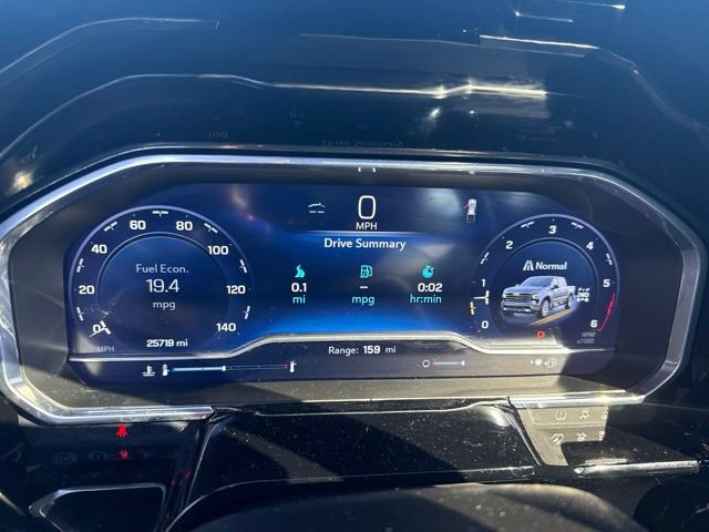 Used 2024 Chevrolet Silverado 1500 High Country w/ Technology Package AWD/4WD image 8