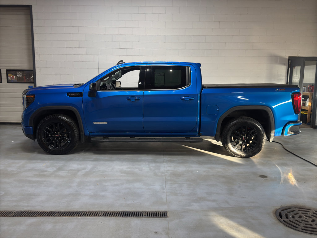 Used 2024 GMC Sierra 1500 Elevation w/ Elevation Premium Package image 3