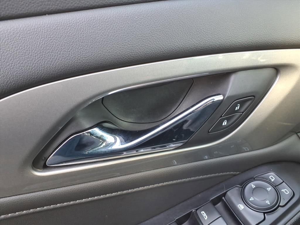 Certified 2023 Chevrolet Traverse LT image 15