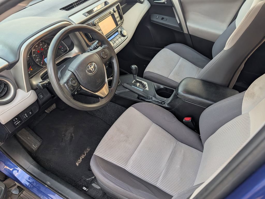 Used 2015 Toyota RAV4 XLE image 12