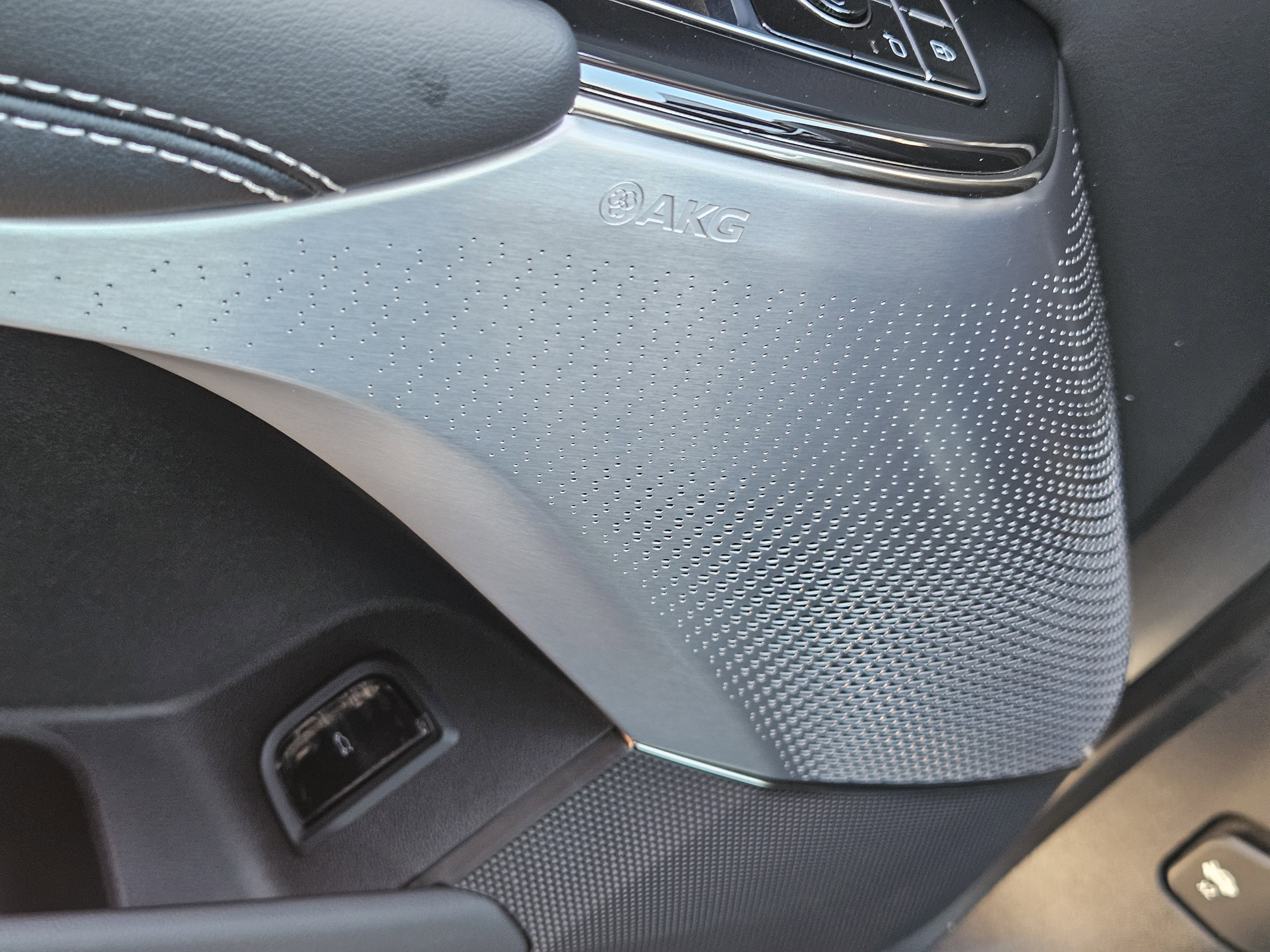 New 2026 Cadillac Lyriq V image 22