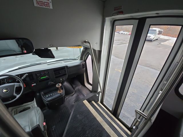 Used 2013 Chevrolet Express 3500 w/ Shuttle Bus Package RWD image 25