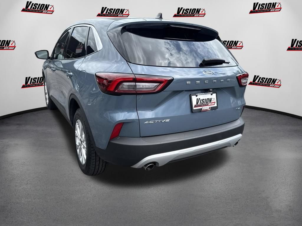 Used 2023 Ford Escape Active AWD/4WD image 8
