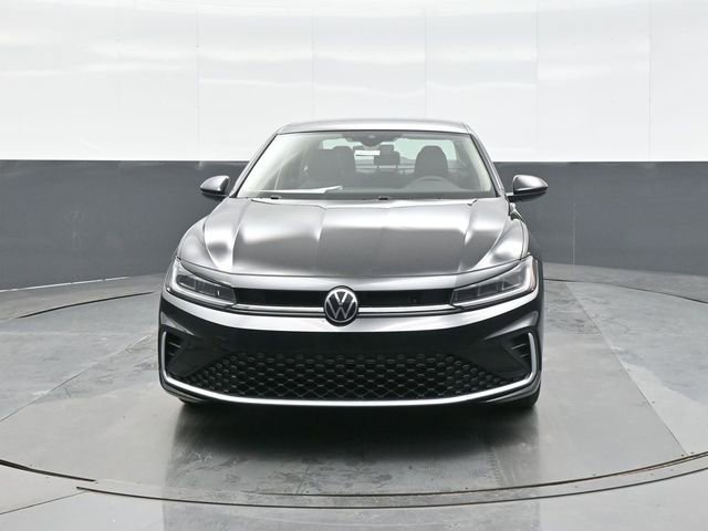 New 2026 Volkswagen Jetta SE image 2