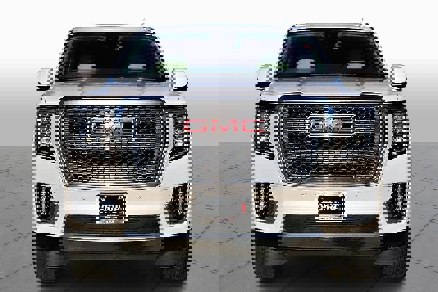 Used 2023 GMC Yukon Denali w/ Max Trailering Package image 3
