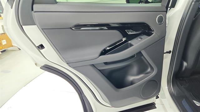 Used 2024 Land Rover Range Rover Evoque Dynamic SE image 22