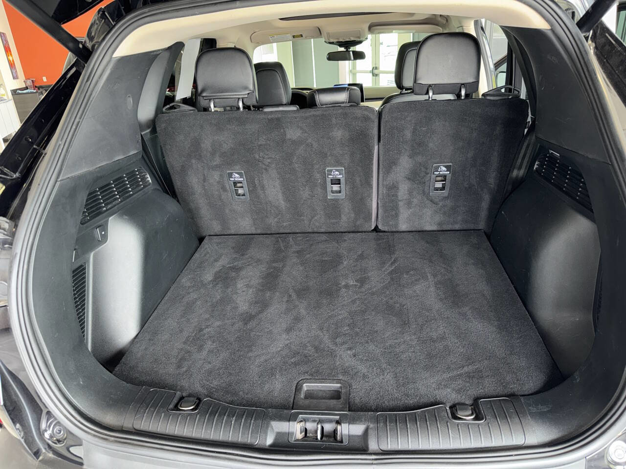 Used 2020 Ford Escape SE Sport image 24
