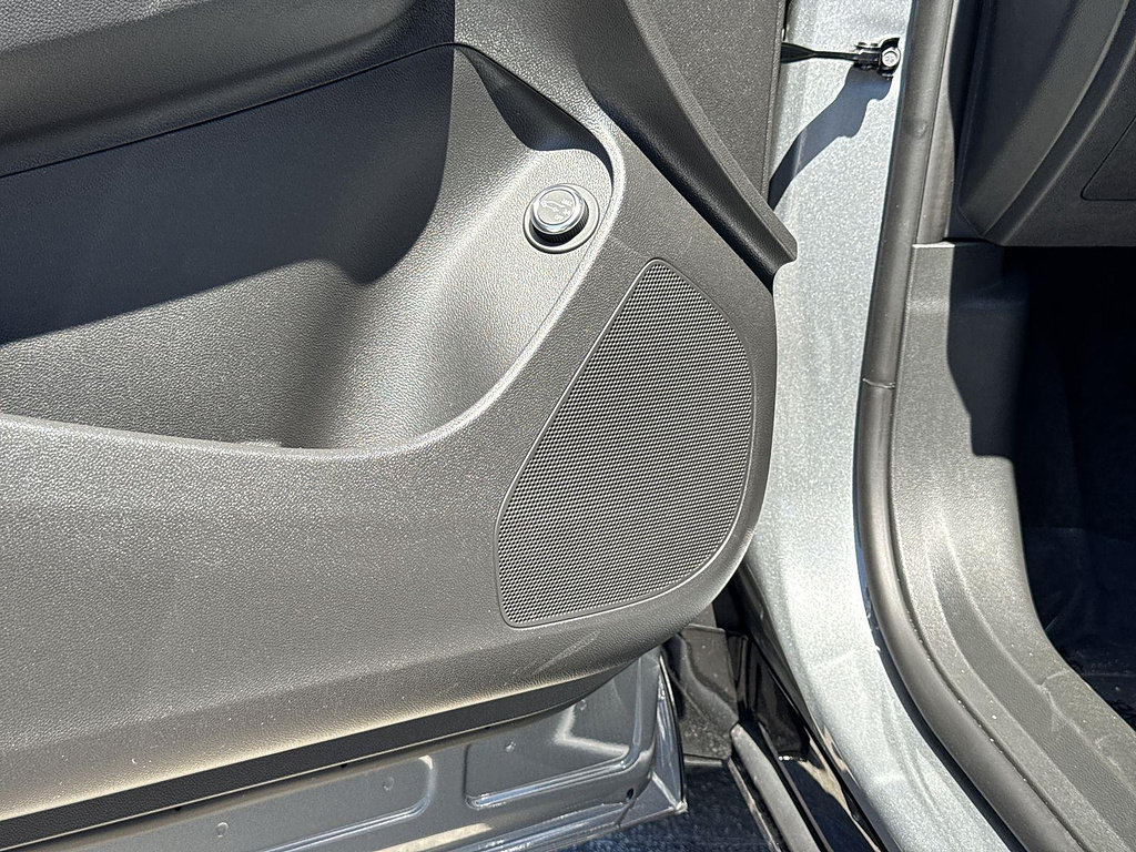 New 2026 Buick Envista Sport Touring w/ Convenience II Package FWD image 19