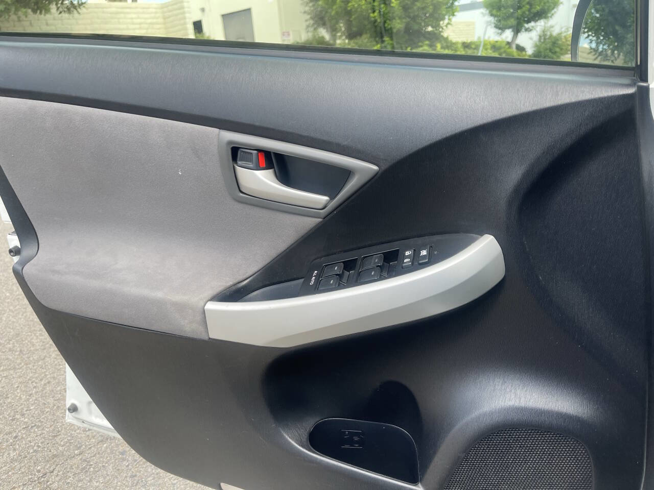 Used 2015 Toyota Prius Three image 21