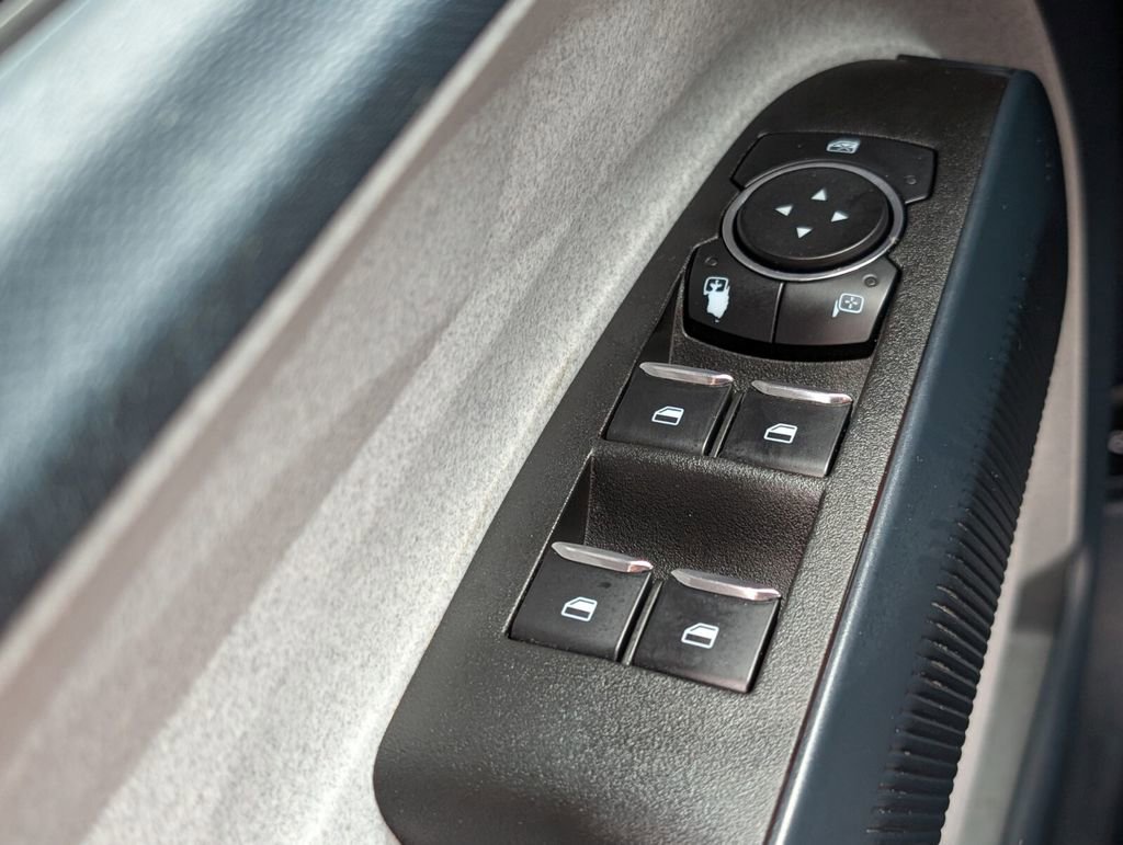 Used 2023 Ford Maverick XLT image 31