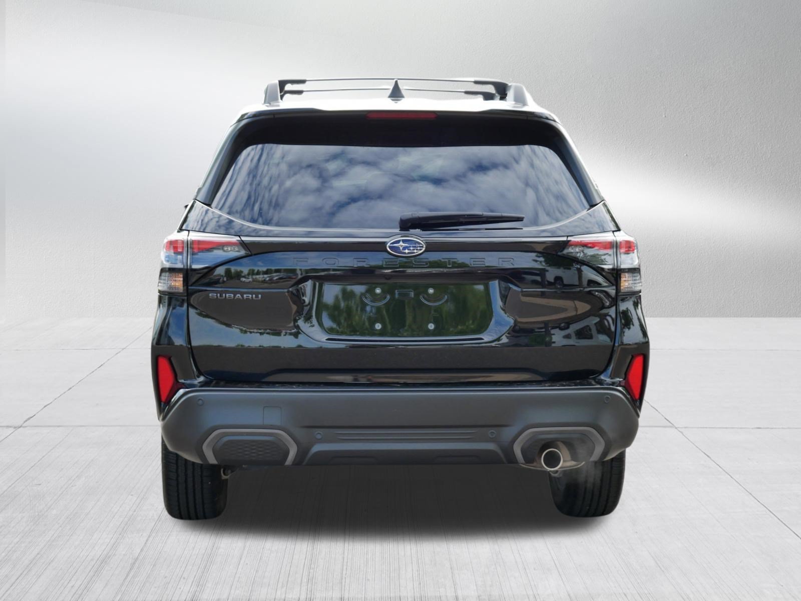 Used 2025 Subaru Forester Limited AWD/4WD image 6