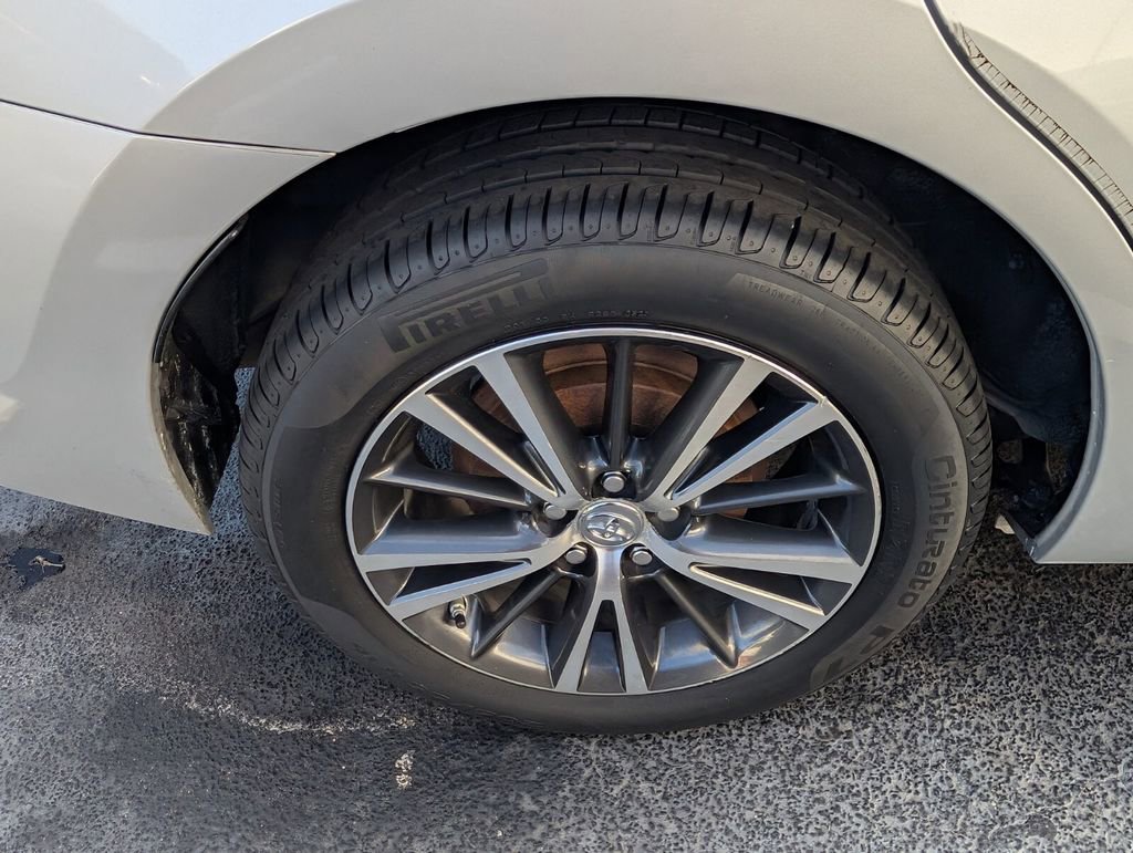 Used 2017 Toyota Corolla L image 14