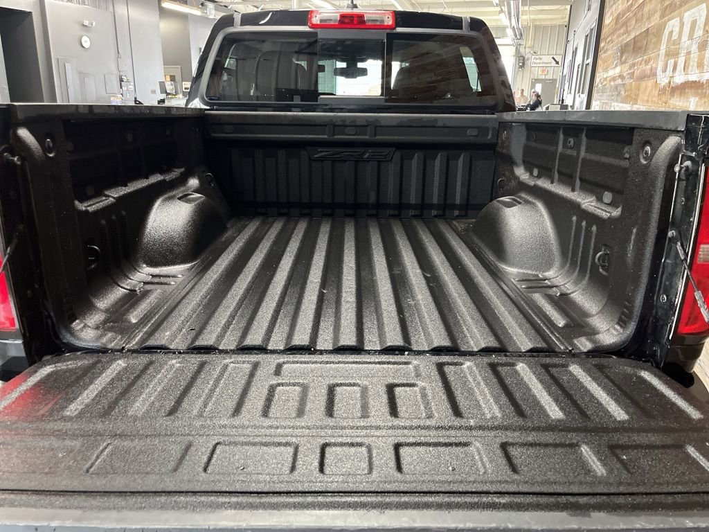 Used 2019 Chevrolet Colorado ZR2 image 30