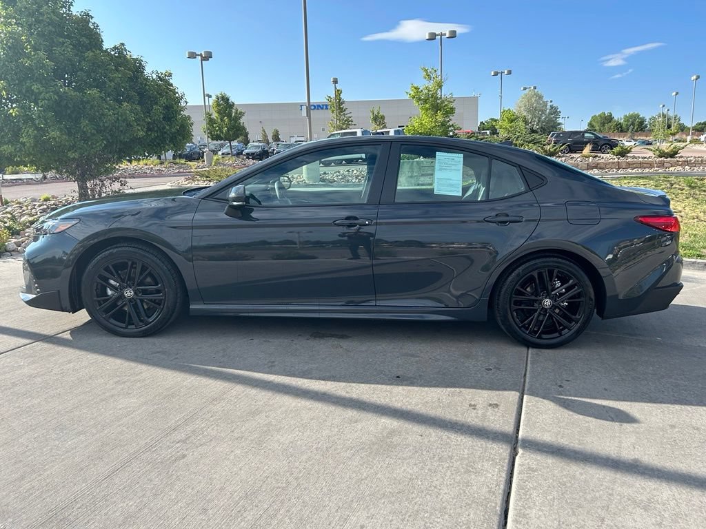 Used 2026 Toyota Camry SE FWD image 4