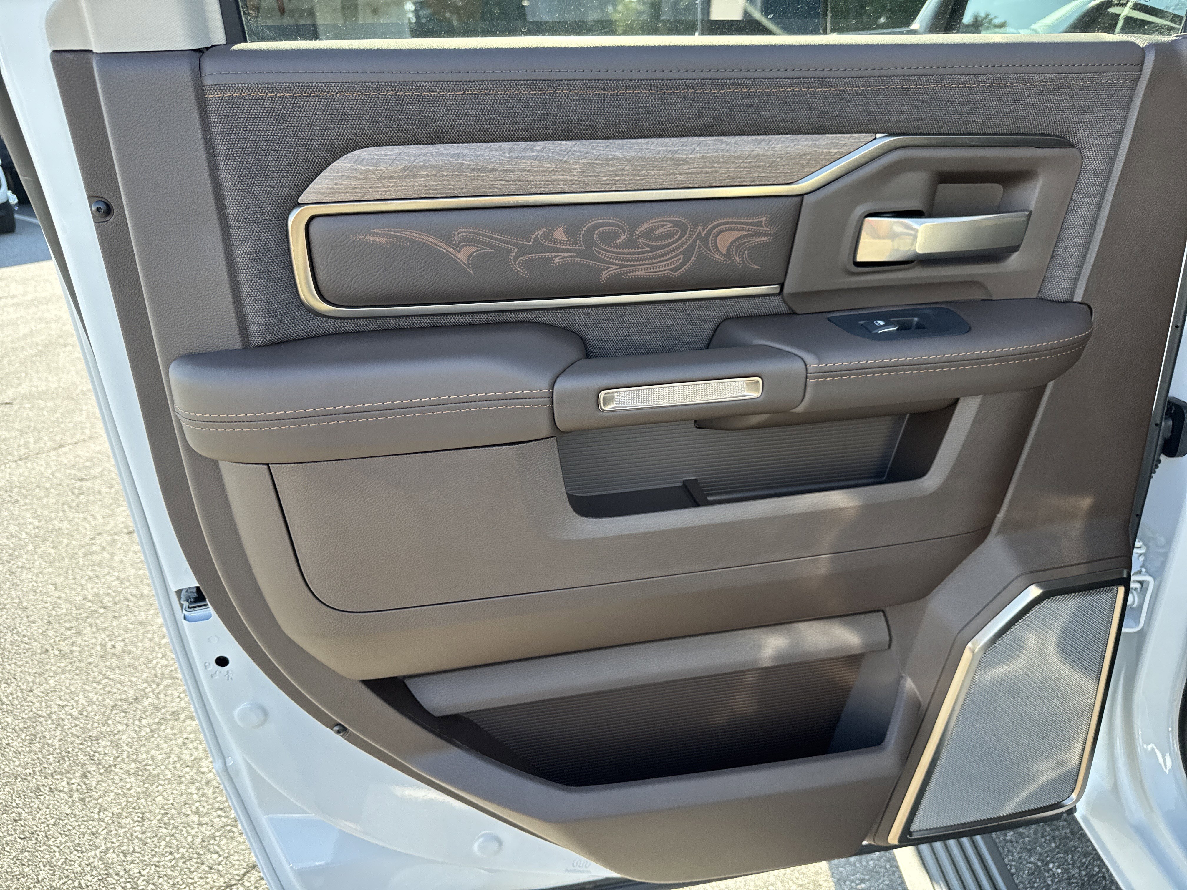 New 2026 RAM 2500 Limited image 26