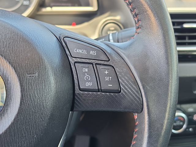 Used 2015 MAZDA MAZDA3 i Touring w/ Technology Package FWD image 21