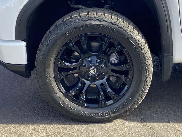 Used 2022 GMC Sierra 1500 AT4 w/ AT4 Premium Package image 29