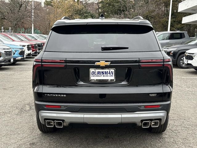 New 2026 Chevrolet Traverse LT image 3