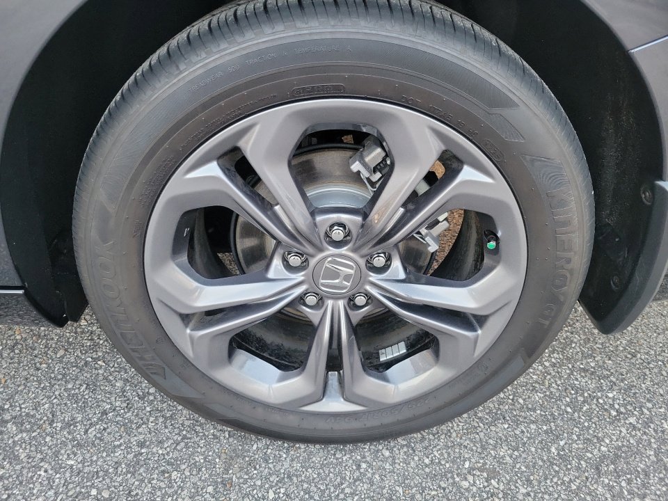 Used 2025 Honda Accord EX-L image 26