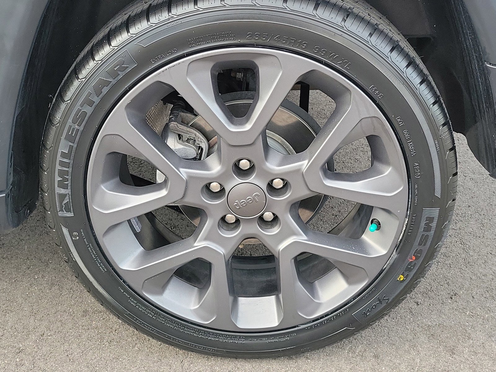Used 2021 Jeep Compass Latitude FWD image 12