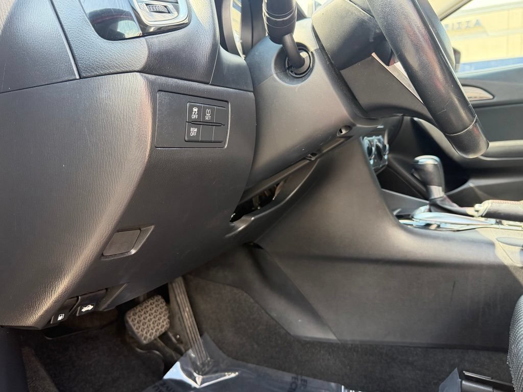 Used 2016 MAZDA MAZDA3 i Touring FWD image 28