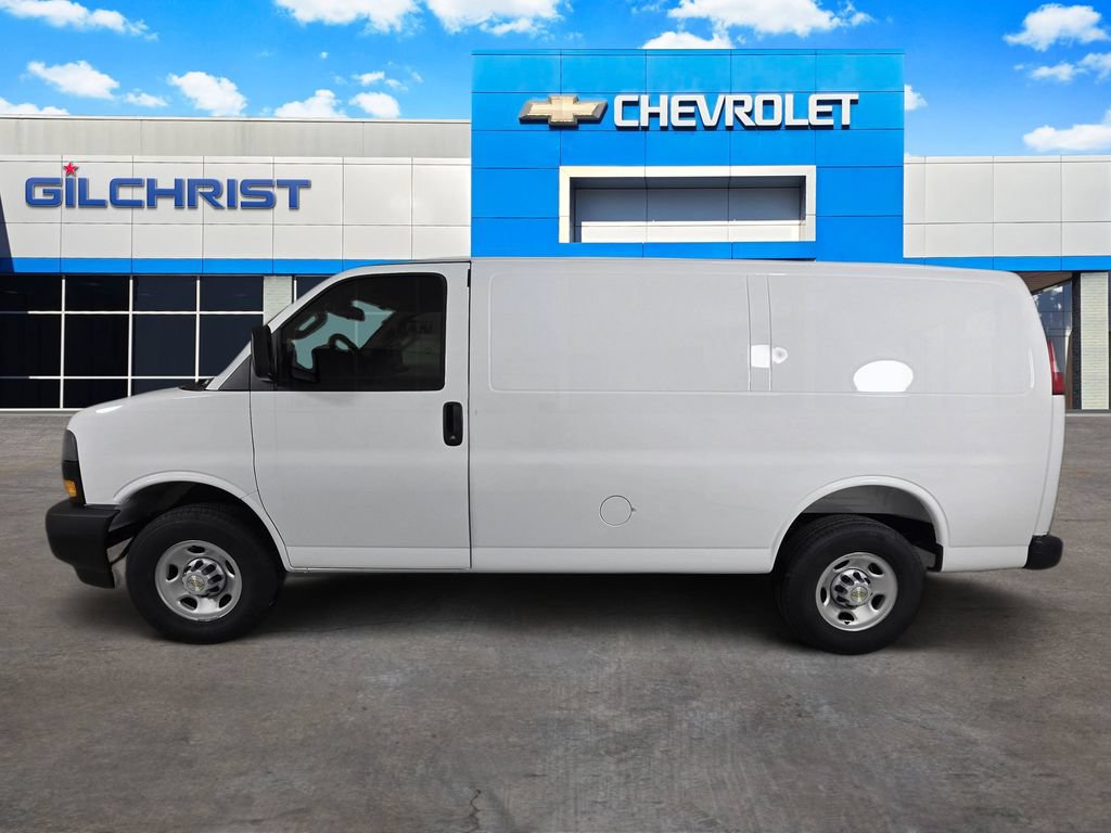 New 2026 Chevrolet Express 2500 w/ Communications Package RWD image 4