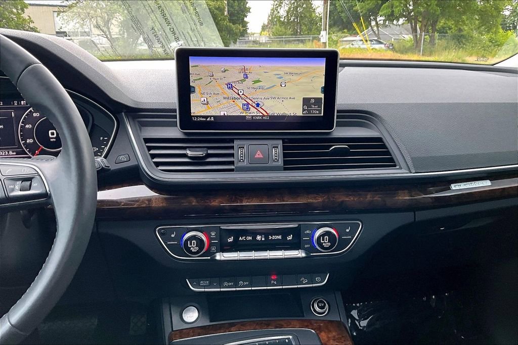 Used 2018 Audi Q5 Premium Plus w/ Premium Plus Package AWD/4WD image 8