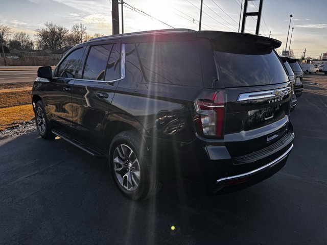 Used 2023 Chevrolet Tahoe LT w/ Luxury Package image 4