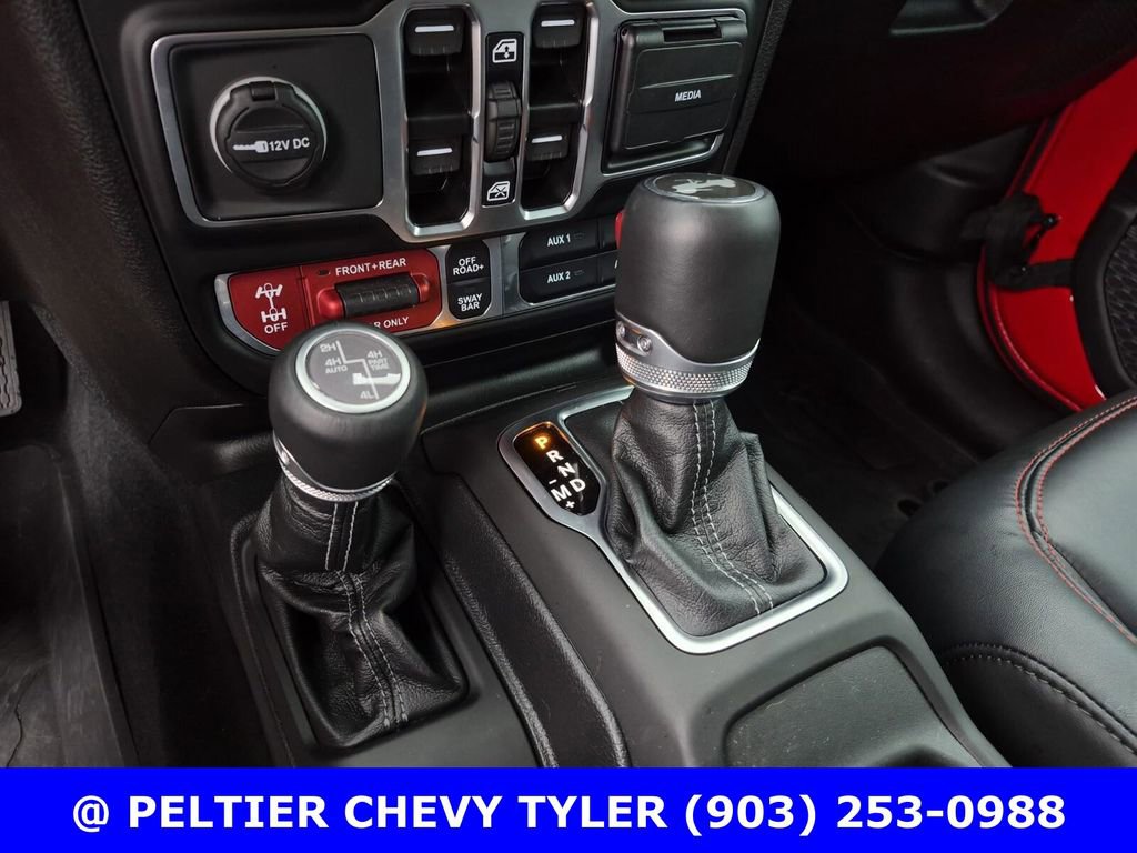 Used 2025 Jeep Wrangler Unlimited Rubicon AWD/4WD image 24