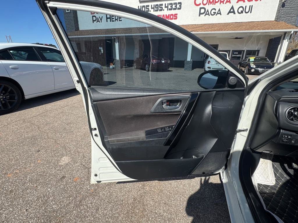 Used 2017 Toyota Corolla iM w/ Carpet Mat Package image 18