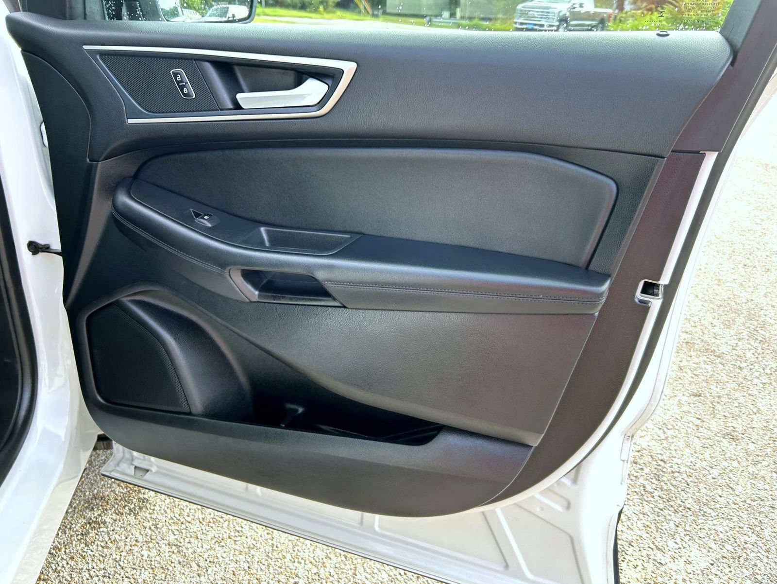 Used 2024 Ford Edge SEL w/ Convenience Package AWD/4WD image 16