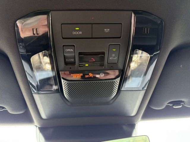 Used 2024 Lexus GX 550 w/ Accessory Package (2T) AWD/4WD image 37