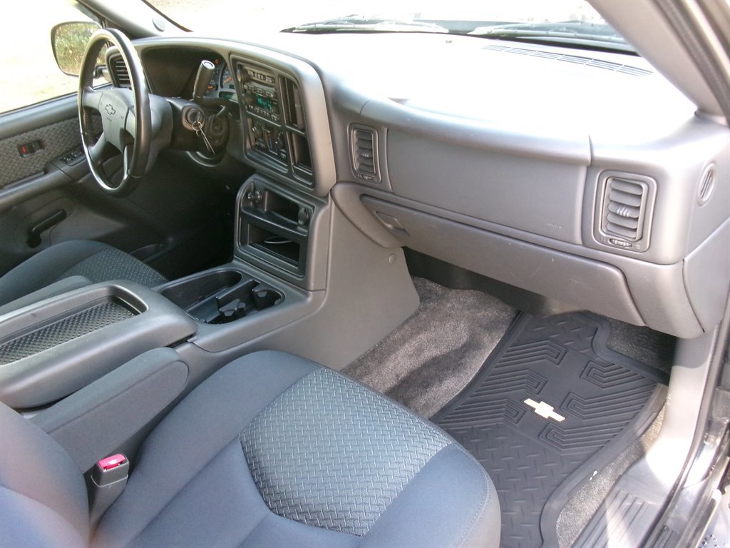 Used 2003 Chevrolet Avalanche 4x4 w/ Suspension Package, Off-Road image 21