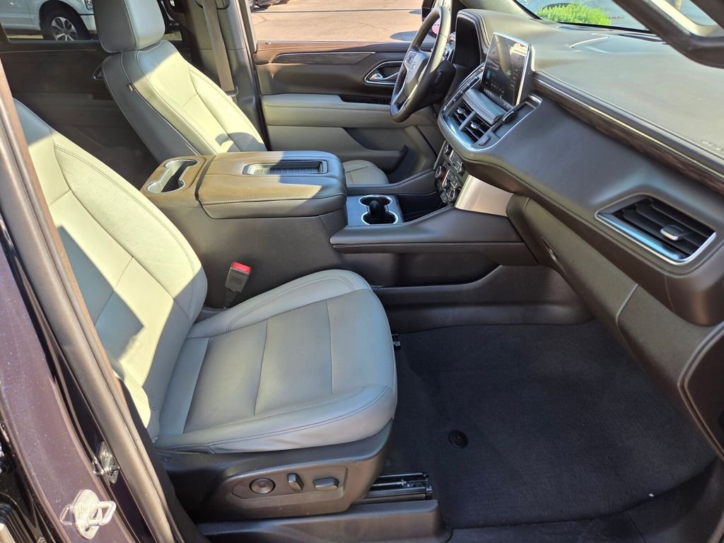 Used 2021 Chevrolet Suburban Z71 AWD/4WD image 22