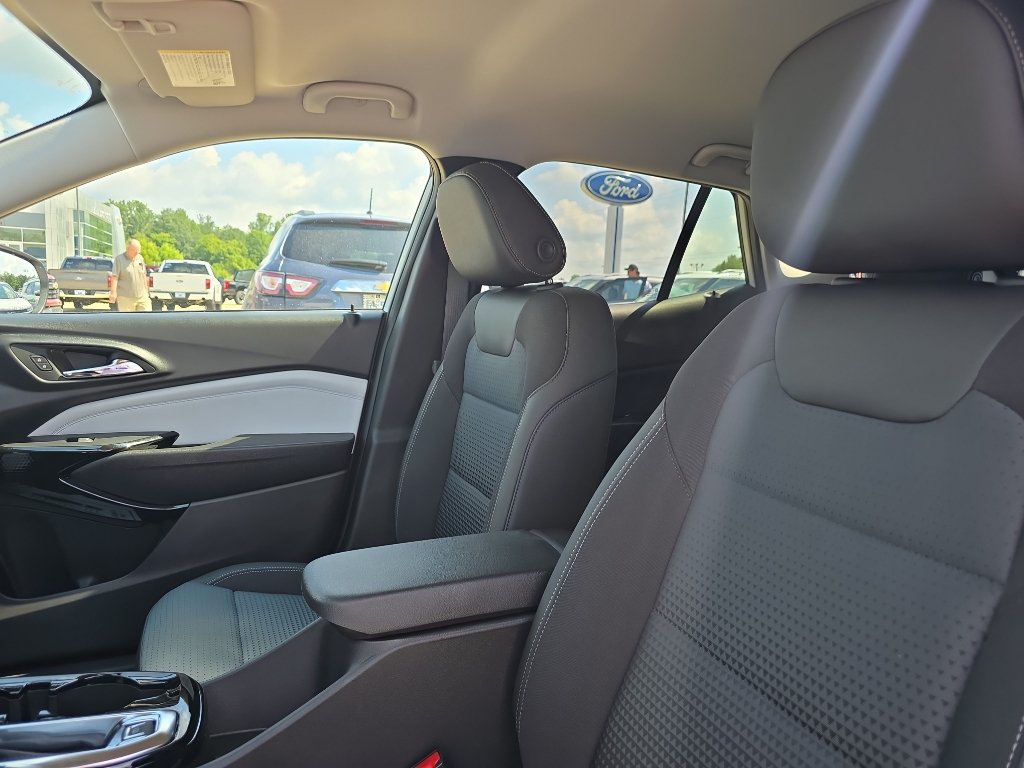 New 2026 Chevrolet Trax LT w/ Driver Confidence Package FWD image 18