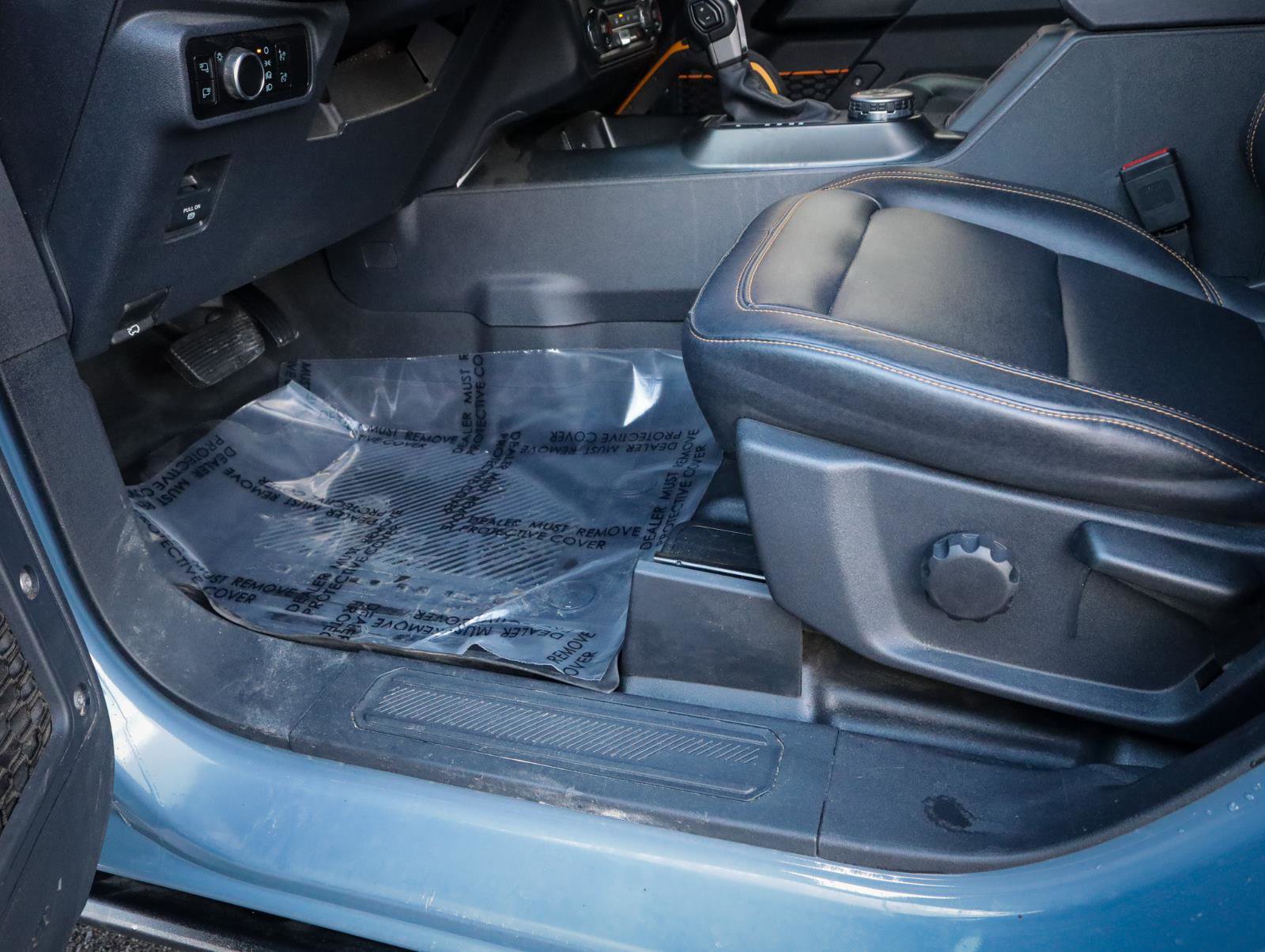 Used 2024 Ford Bronco Badlands image 13