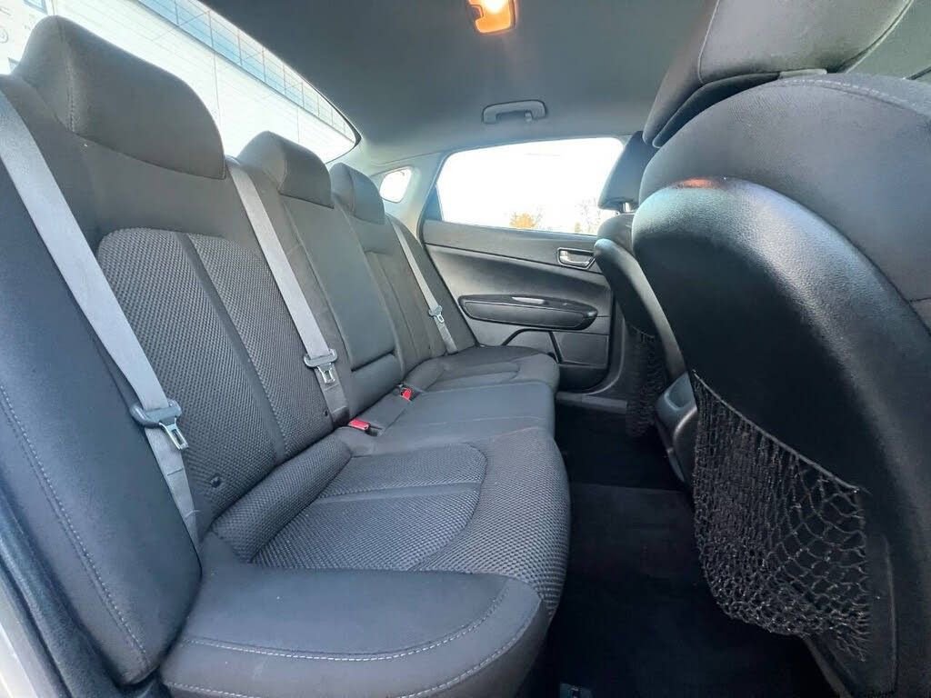 Used 2020 Kia Optima LX image 25