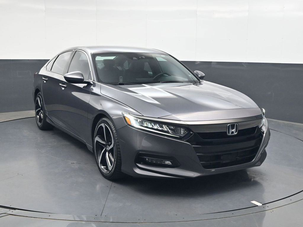 Used 2019 Honda Accord Sport image 2
