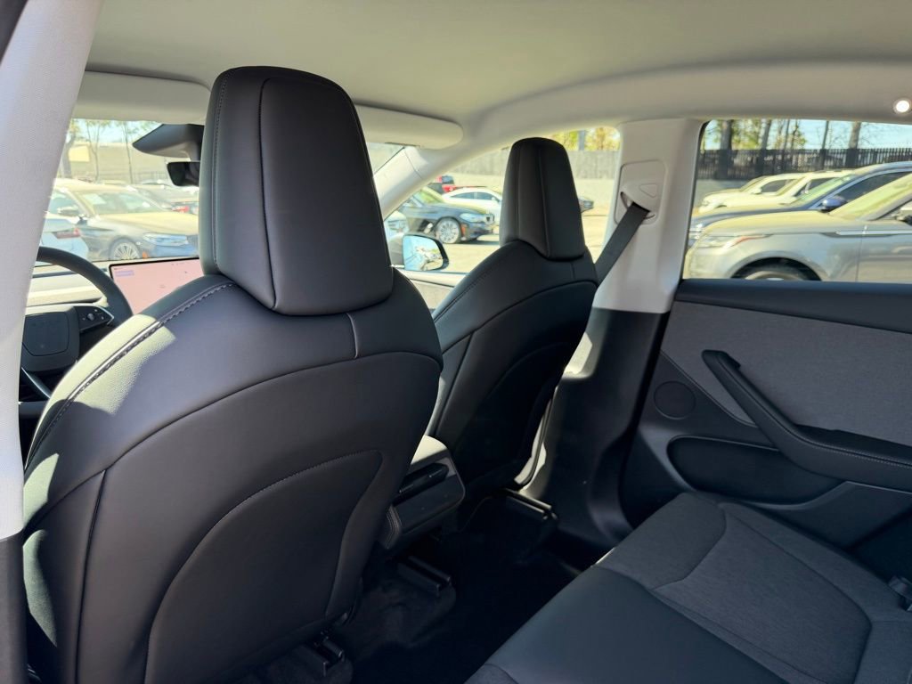 Used 2026 Tesla Model Y 2WD image 21