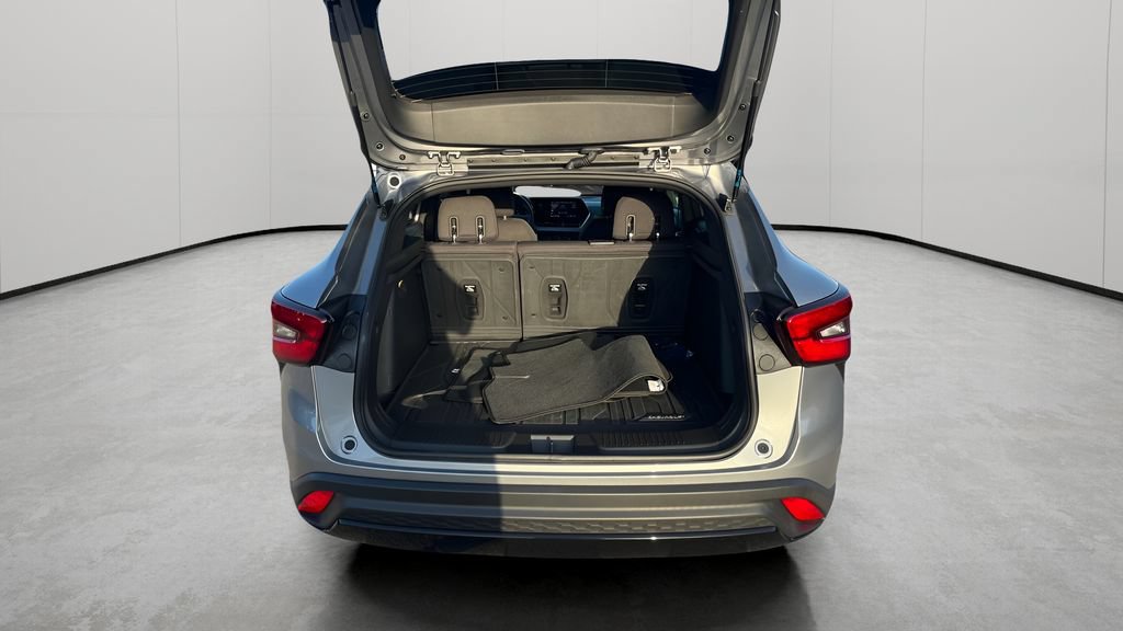 Used 2024 Chevrolet Trax RS FWD image 9