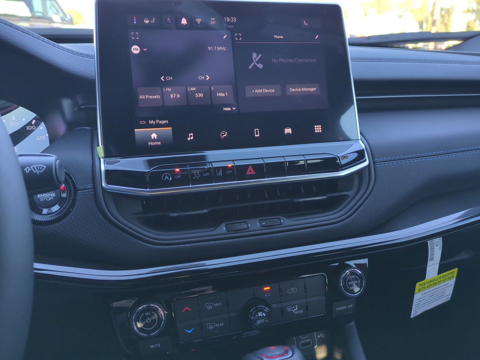 New 2026 Jeep Compass Latitude image 12