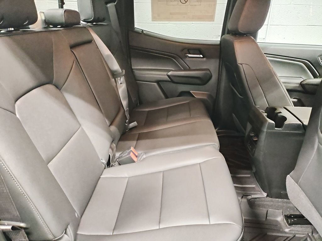 New 2026 GMC Canyon Elevation w/ Convenience Package image 12