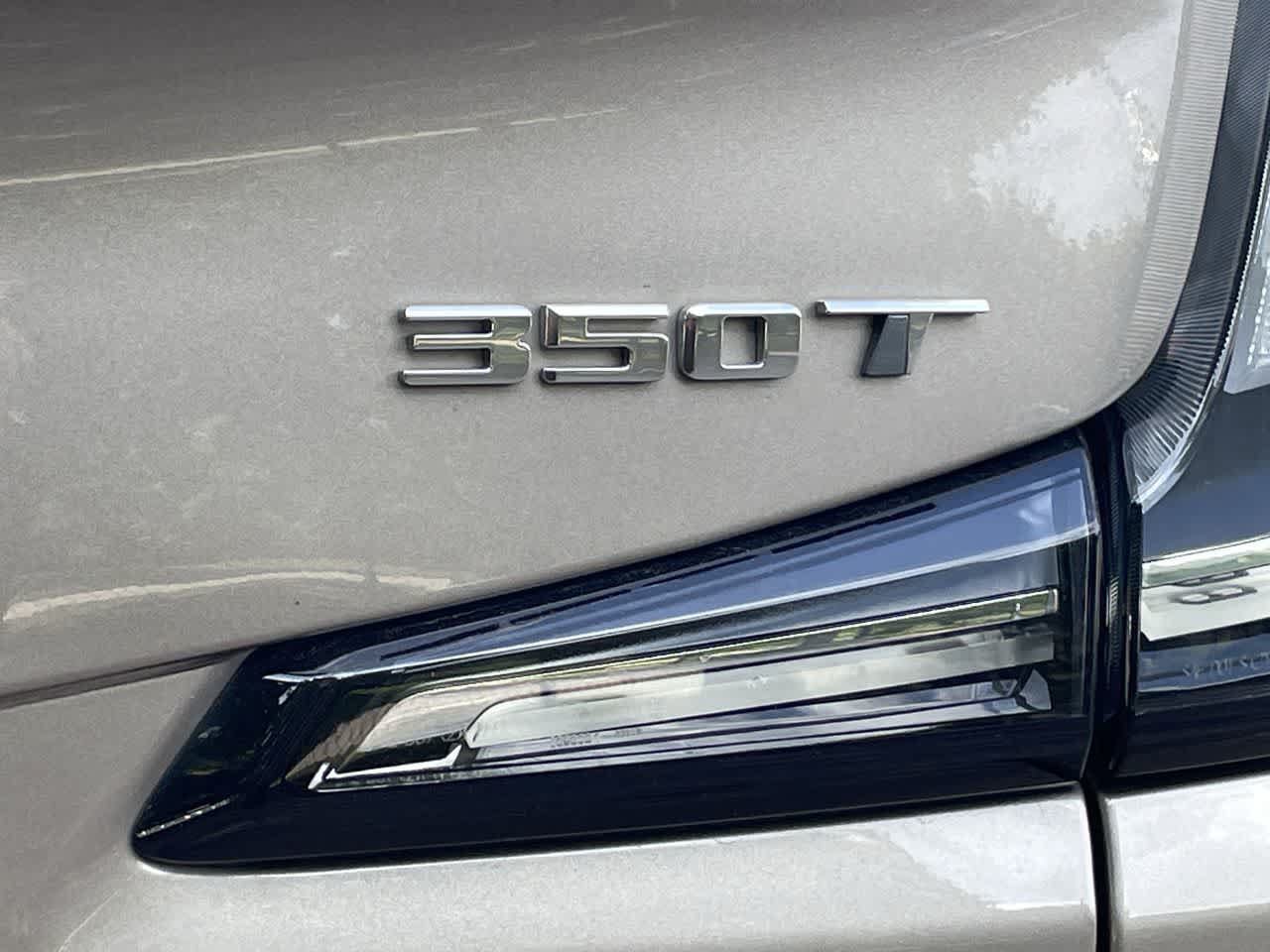 Certified 2024 Cadillac XT4 Sport w/ Cold Weather Package FWD image 42